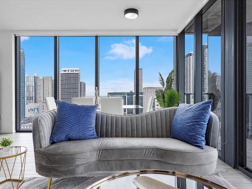 X Lounge VI-Premium Corner Residence, Miami