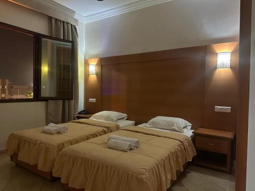 HOTEL SAHARA BEACH AKHFENNiR in Akhfennirr