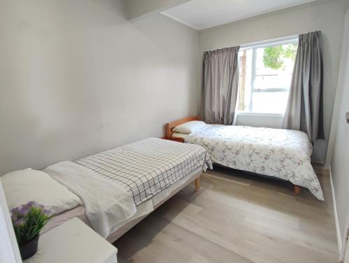 Wast area 3 bedroom home at Massey, Auckland (Foto 5)