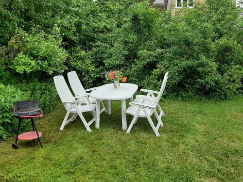 Vista exterior, Cozy Apartment with Garden in Saffle in Saffle