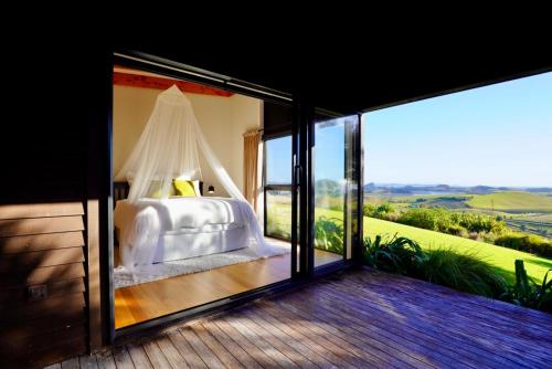 Te Kahu Pacific View in Taiharuru