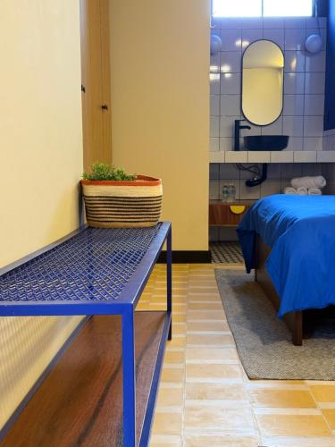 Twin Room with Private Bathroom image 8