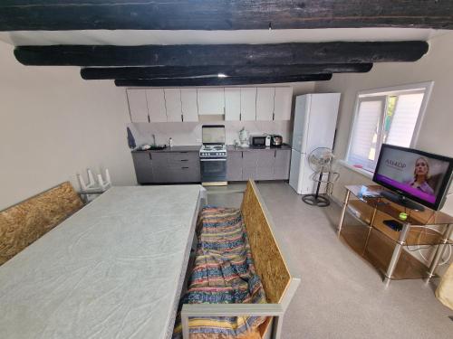 Сдаётся недалеко от озера в тихом уютном месте жилой дом (Сдается недалеко от озера в тихом уютном месте жилои дом) in Balkhash