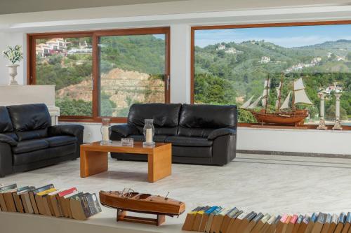 Bar/lounge, Cape Kanapitsa Hotel & Suites in Skiathos Island