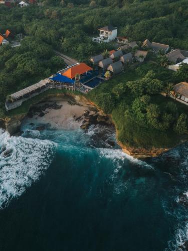 Water Blow Huts
