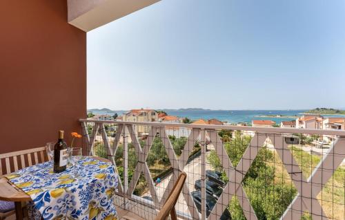 1 Bedroom Nice Apartment In Pakostane