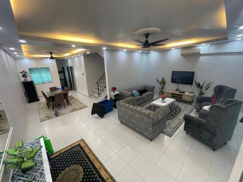 MieMar Homestay Gopeng in Taman Raia
