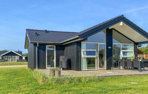  3 Bedroom Stunning Home In Hørve in 4534 Hørve