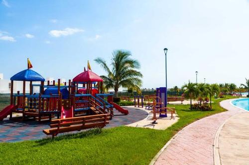 Casa EBaNa in Crystal Lagoons Veracruz