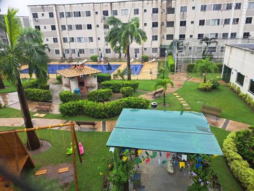 Apê aconchegante bem localizado (Ape aconchegante bem localizado) in 阿拉卡茹市中心