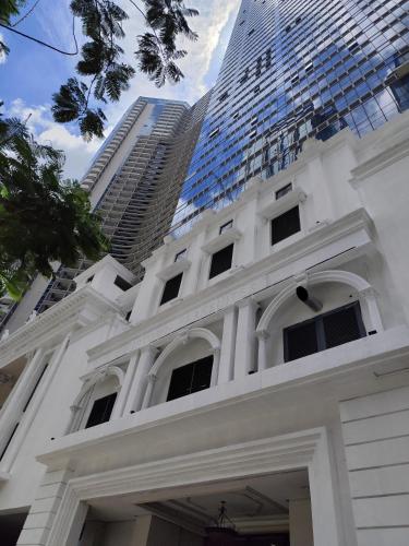 BGC Uptown Park Suites Tower 1 - 2 Bedroom and 2 Bath Condo, Manila (Foto 6)