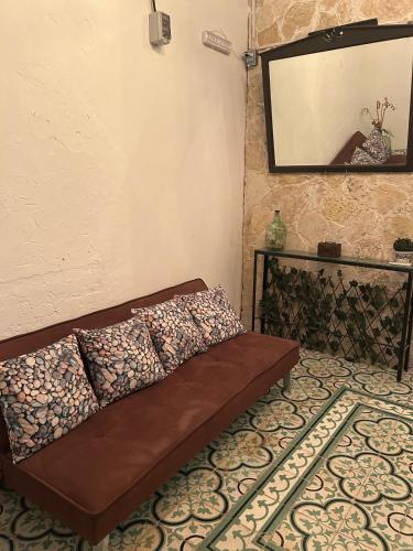 Cofrecito Room