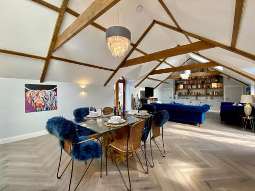 Exterior view, The Stables in Westerleigh