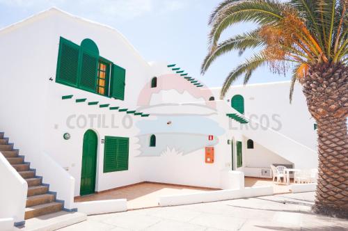 บริการและสิ่งอำนวยความสะดวก, Cotillo Lagos in เอลโกติโย