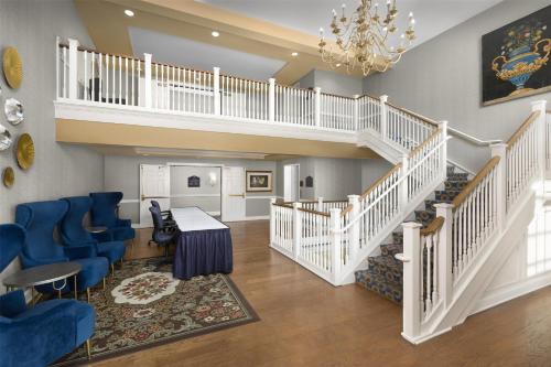 Virginia Crossings Hotel, Tapestry Collection by Hilton in Richmond, USA