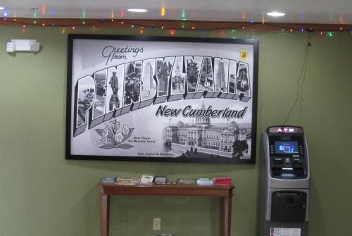 Super 8 by Wyndham New Cumberland in New Cumberland, USA