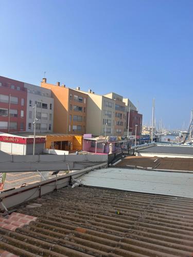 View, Sejour haut de gamme climatise, spacieux, grand confort et terrasse, en famille ou entre amis near A la Table de Geraldine