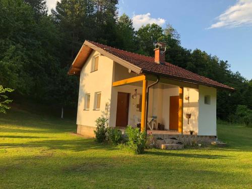 Palučak 30 (Palucak 30) in Prokosovići