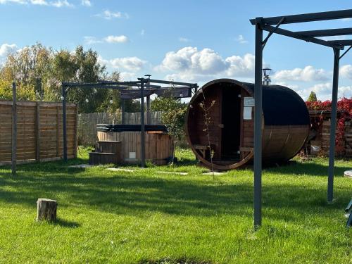 Glamping Stacja Zieleniec w Nałęczowie