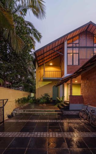 Tranquil Nest in Vrindavan Colony