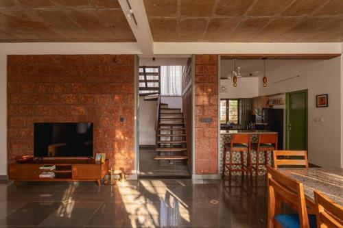 Tranquil Nest in Vrindavan Colony