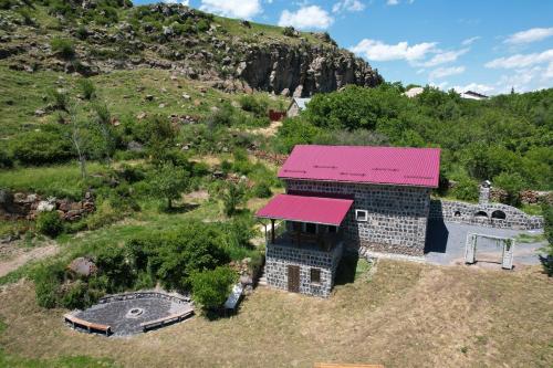 River Home Villa in Hrazdan