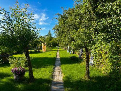 Glamping Stacja Zieleniec w Nałęczowie