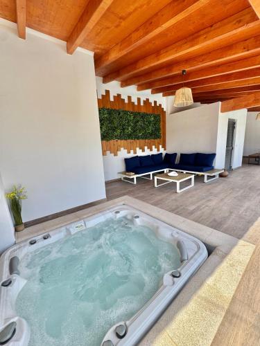 Pezsgőfürdő, Villa 20age - Jacuzzi - Heated pool - Algarve in Paderne