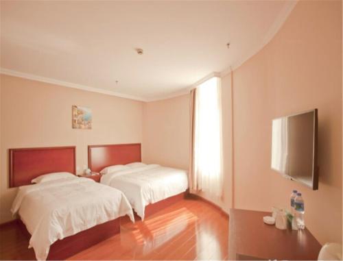 GreenTree Inn Liaoning Dalian Railway Station South Shengli Square Express Hotel