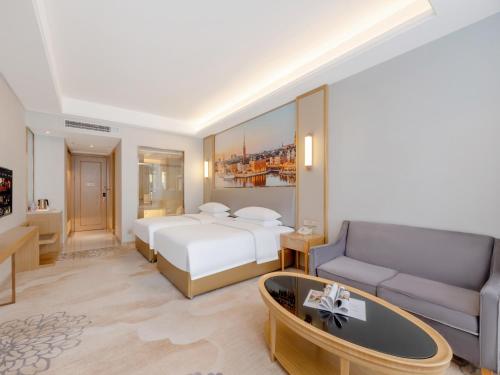. Vienna Hotel Fuzhou Mawei Banzheng Cultural Scenic Area Branch