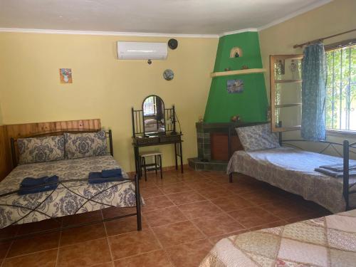 ΓΑΛΗΝΗ 2 in Limani Litochorou