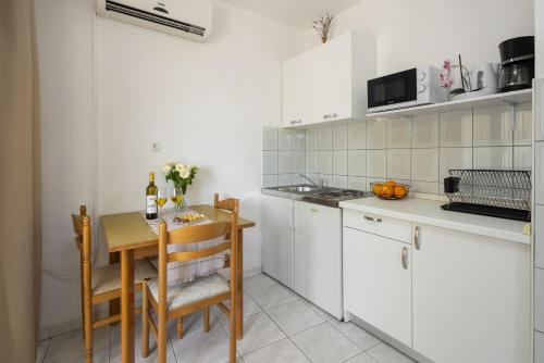 Apartments PERIC 4