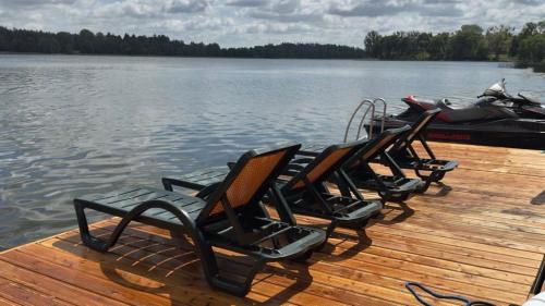 Domki na wodzie Houseboaty