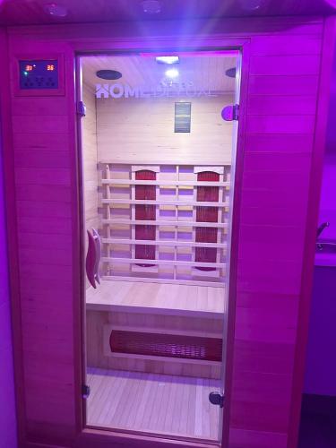 Évasion romantique love & spa secteur Thionville Luxembourg (Evasion romantique love & spa secteur Thionville Luxembourg) in ยุตซ์