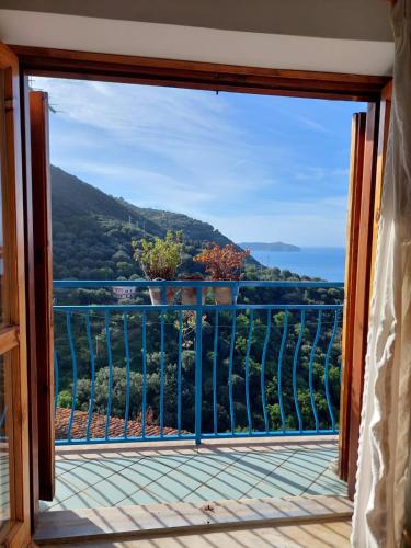 Балкон, La Casa sul Blu Albergo Diffuso in Пісциота