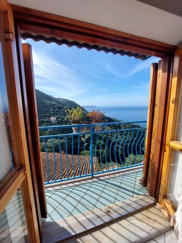 Вид, La Casa sul Blu Albergo Diffuso in Пісциота