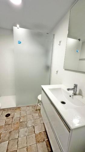 Three-Bedroom Apartment image 3