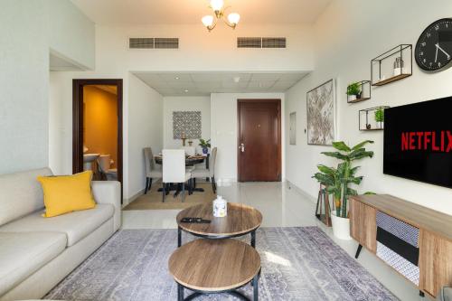 Bright 2br Sports City Near Miracle Gardenparks, Dubaj (fotografie 5)