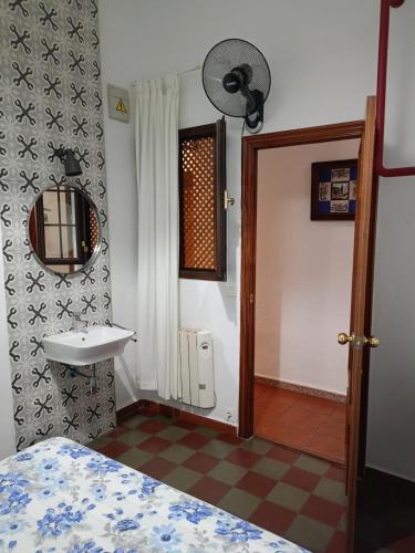 Pension San Pancracio, Севилья (фото 3)