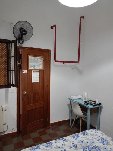 Pension San Pancracio, Севилья (фото 4)