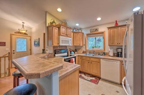McCall Gem with Hot Tub AC Beach Fire Pit, McCall (fotografie 8)