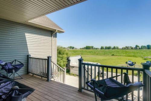Rigby Gem with Hot Tub Theater Game Room Grill in Rigbija (ID)