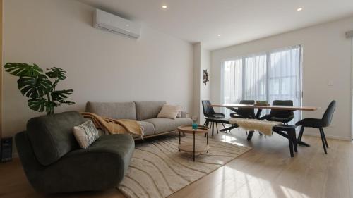 Brand New Spacious 5BR Home in Central AKL, Auckland (zdjęcie 7)