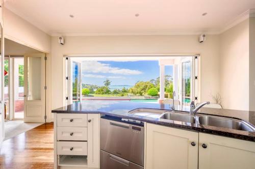 مطبخ, Dear Villa Resort in اوكلاند الشرق