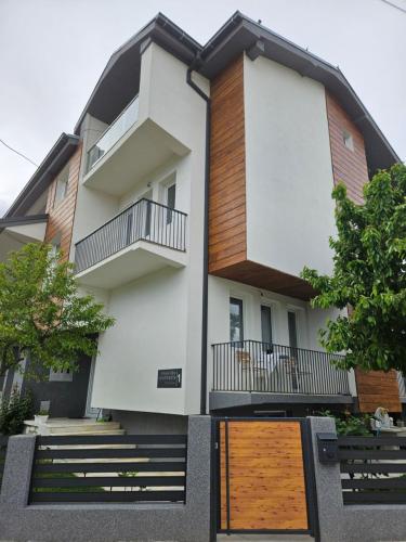 Utvendig, Bragorski Apartment in Kruševo