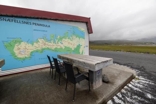Kirkjufell Guesthouse and Apartments - image 3