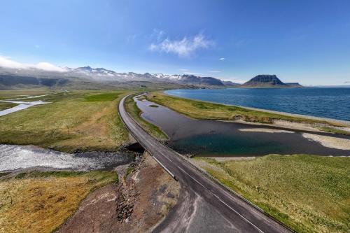 Фасада на хотела, Kirkjufell Guesthouse in Грундарфьордур