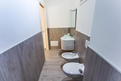 LM House 01 - image 14