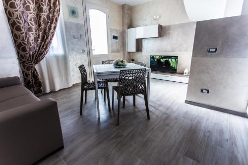 LM House 01 - image 2