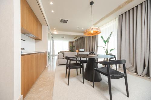 Konyha, Infinity Hotel & More in Babin Do